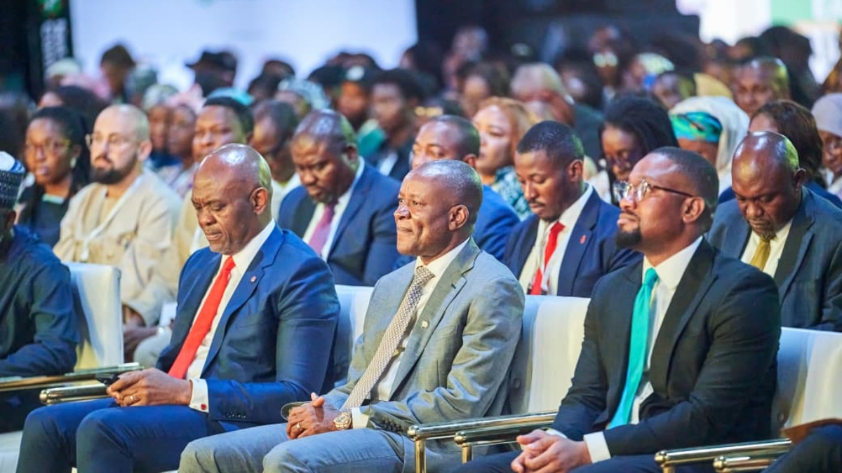 WhatsApp Image 2025-11-20 at 12.17.2W1